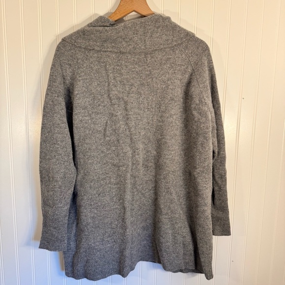 Ellen Tracy 100% Wool Oversized Full Zip Up Long Cardigan Gray Size Medium - Picture 7 of 14